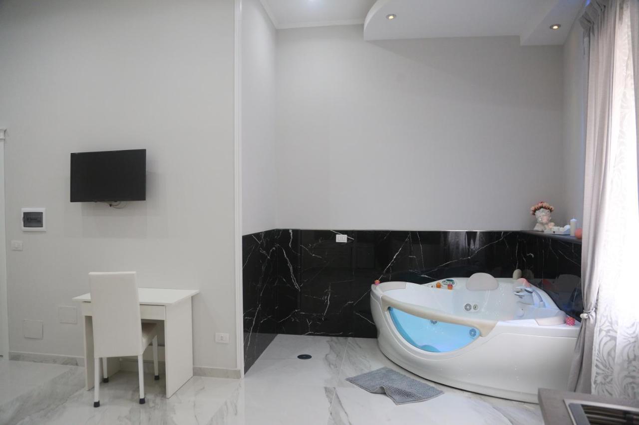 Opera Home Napoli Экстерьер фото