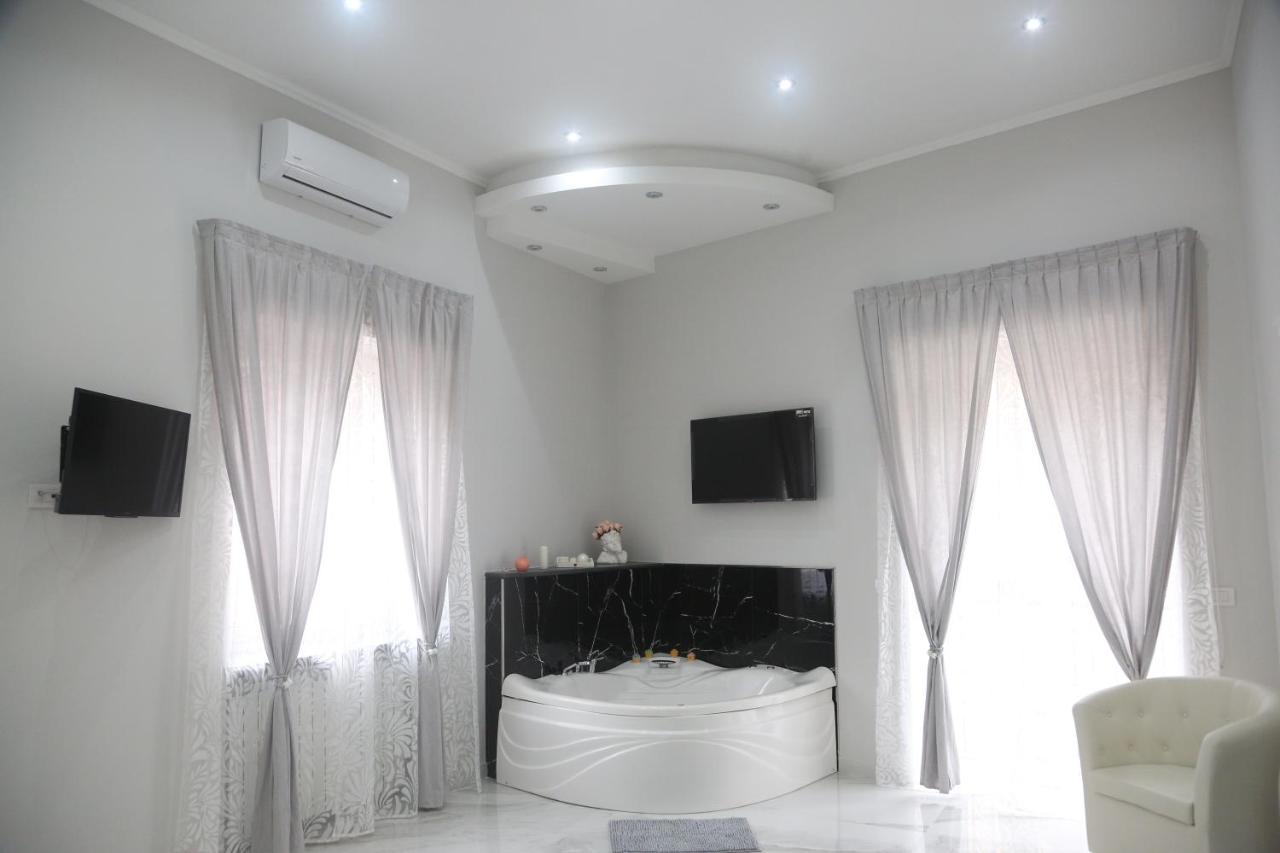 Opera Home Napoli Экстерьер фото