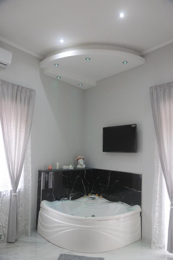 Opera Home Napoli Экстерьер фото